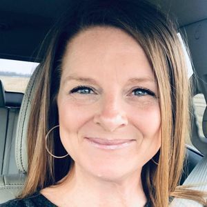 Meet your Posher, Angie